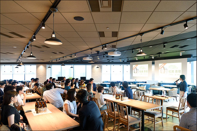 オラクル青山センター「Oracle Digital Cafe」
